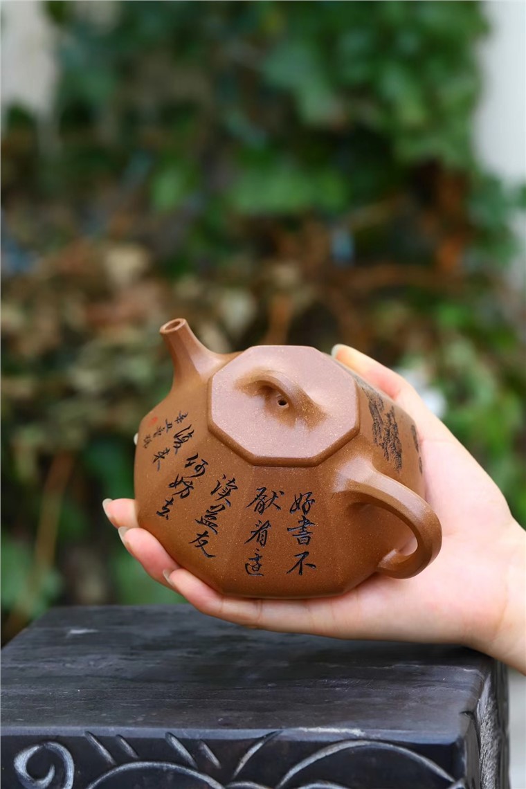 周曙峰作品 八方石瓢图片