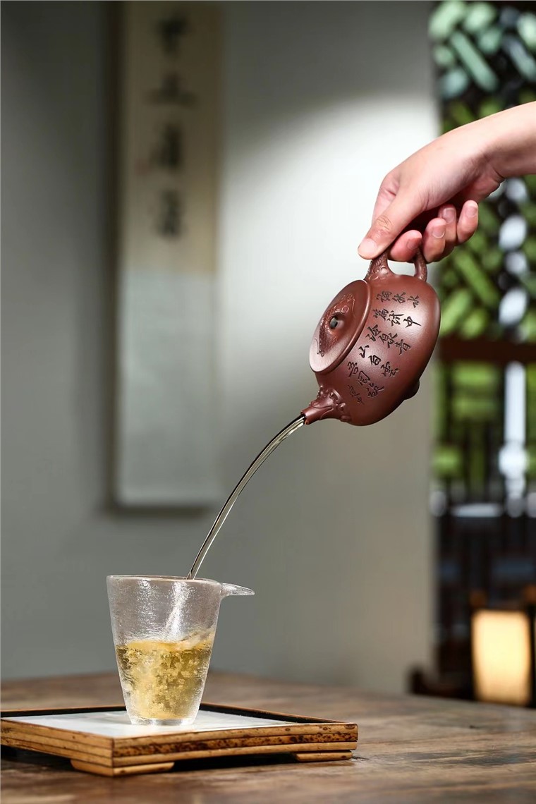 高建中作品 祥龙石瓢