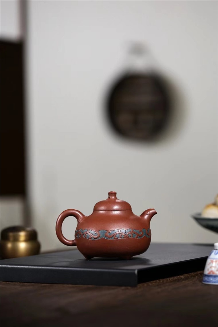 牟锦芬作品 祥云乳鼎图片