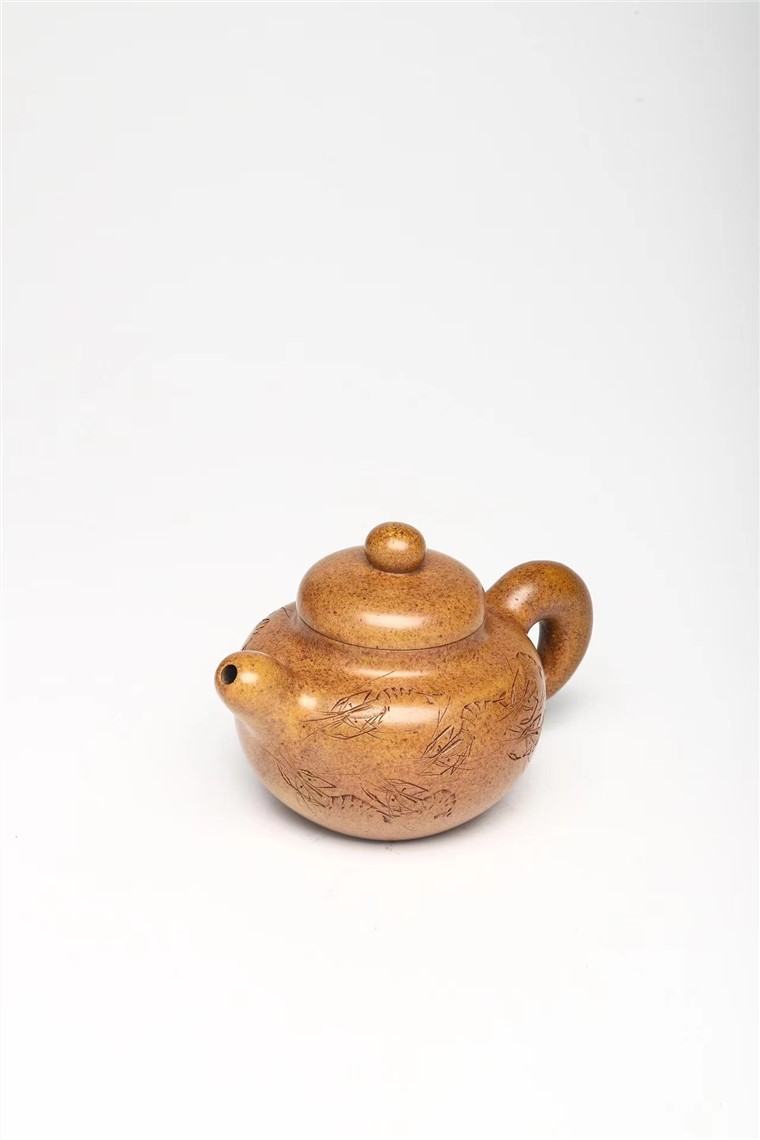 曹秀芬作品 道洪柿圆图片