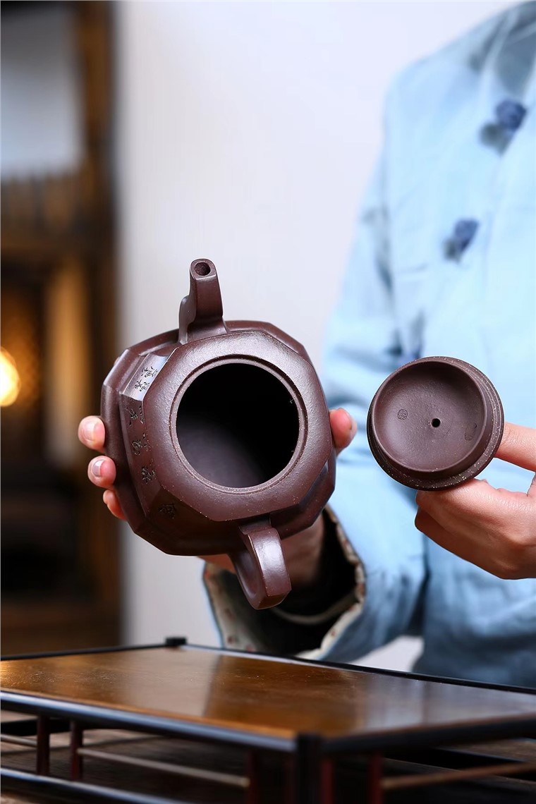 李昌鸿作品 八方雄风图片
