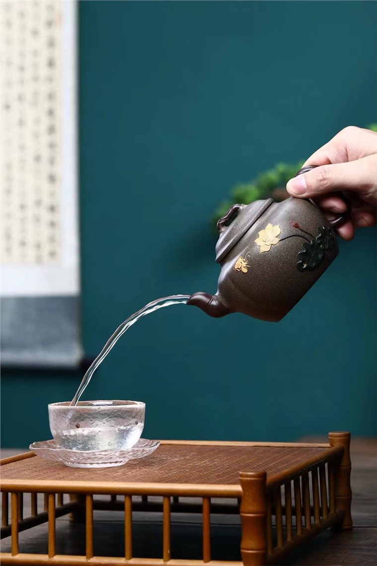杨红伟作品 引蝶