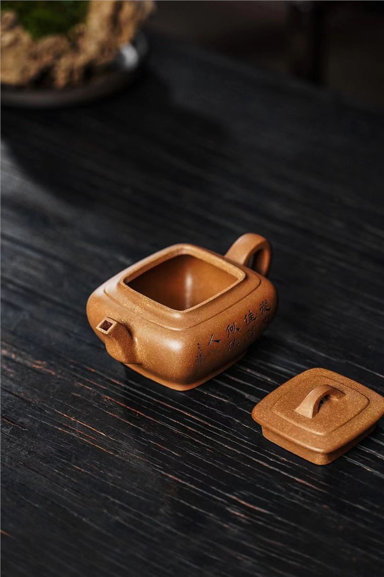 陆辉作品 君逸图片