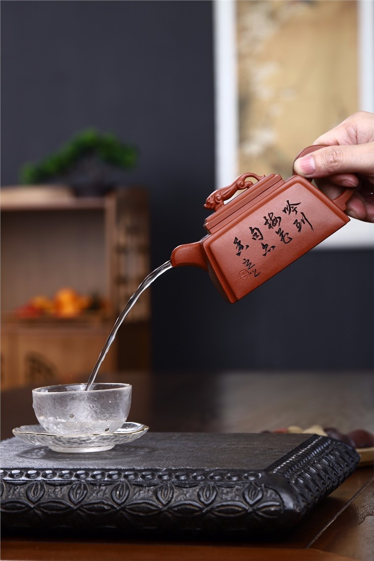 何其仙作品 豹方