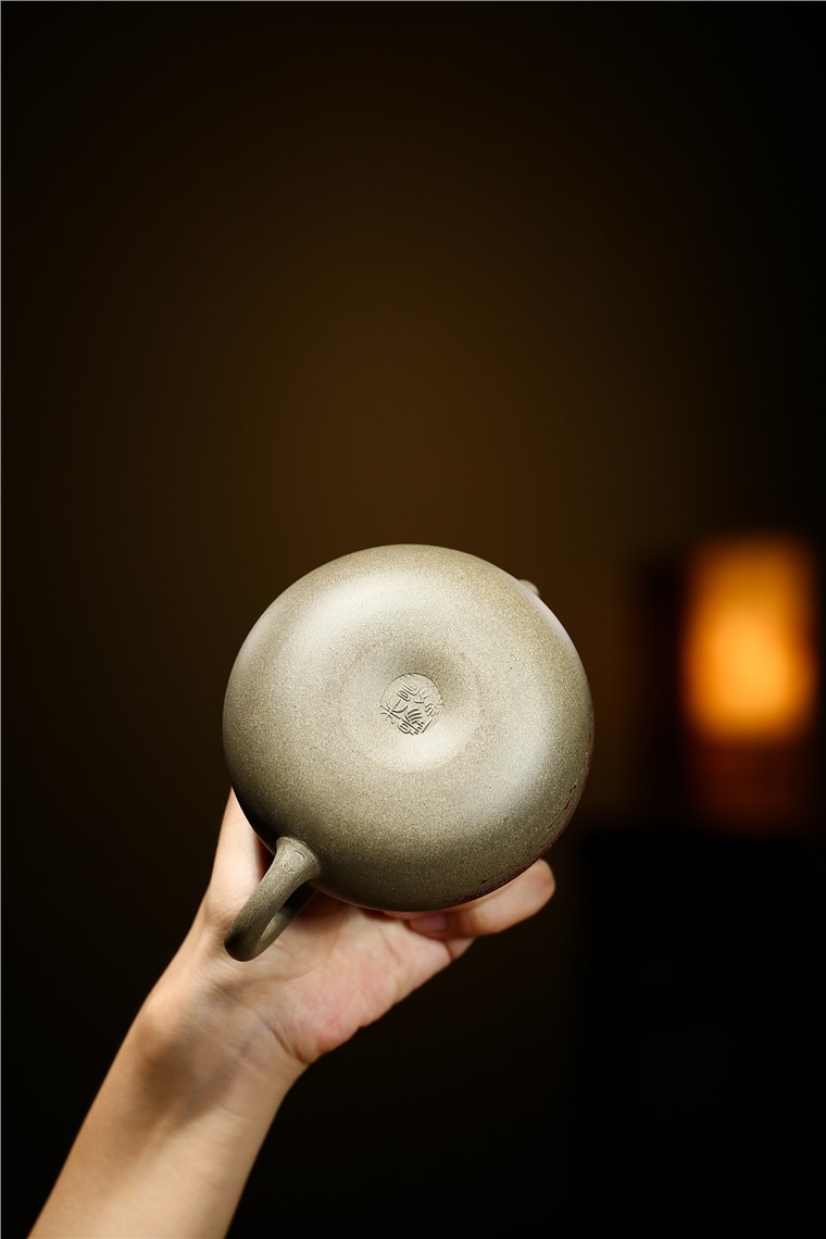 朱晨阳作品 容天图片