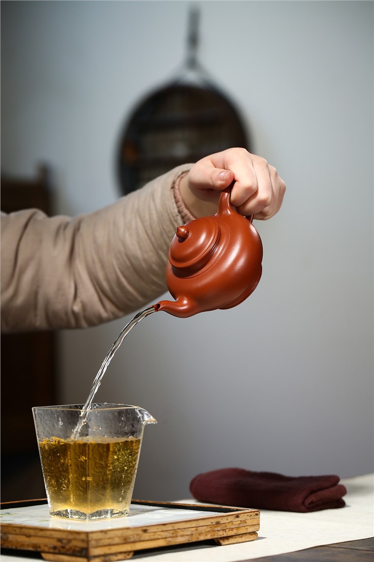 储栋平作品 笑樱