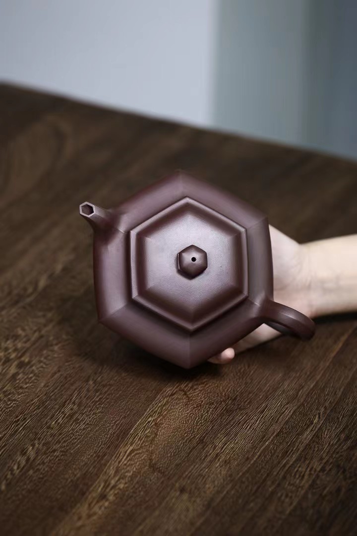 陆辉作品 六方虚扁图片