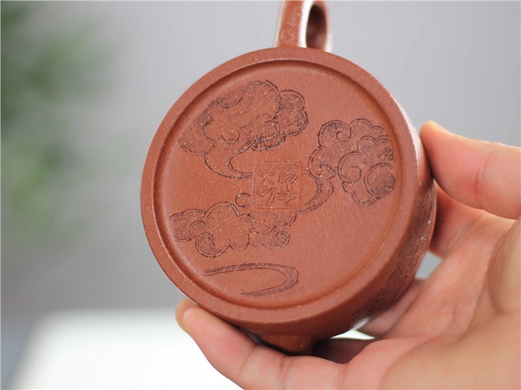 杨志琴作品 如意汉瓦