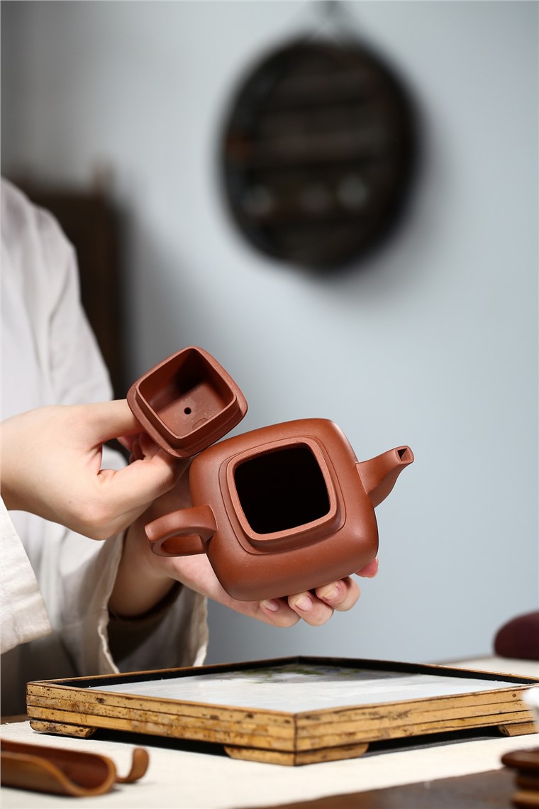 吴勤芳作品 四方笑樱图片