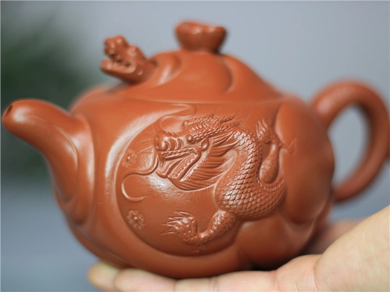 杨志琴作品 鱼化龙图片