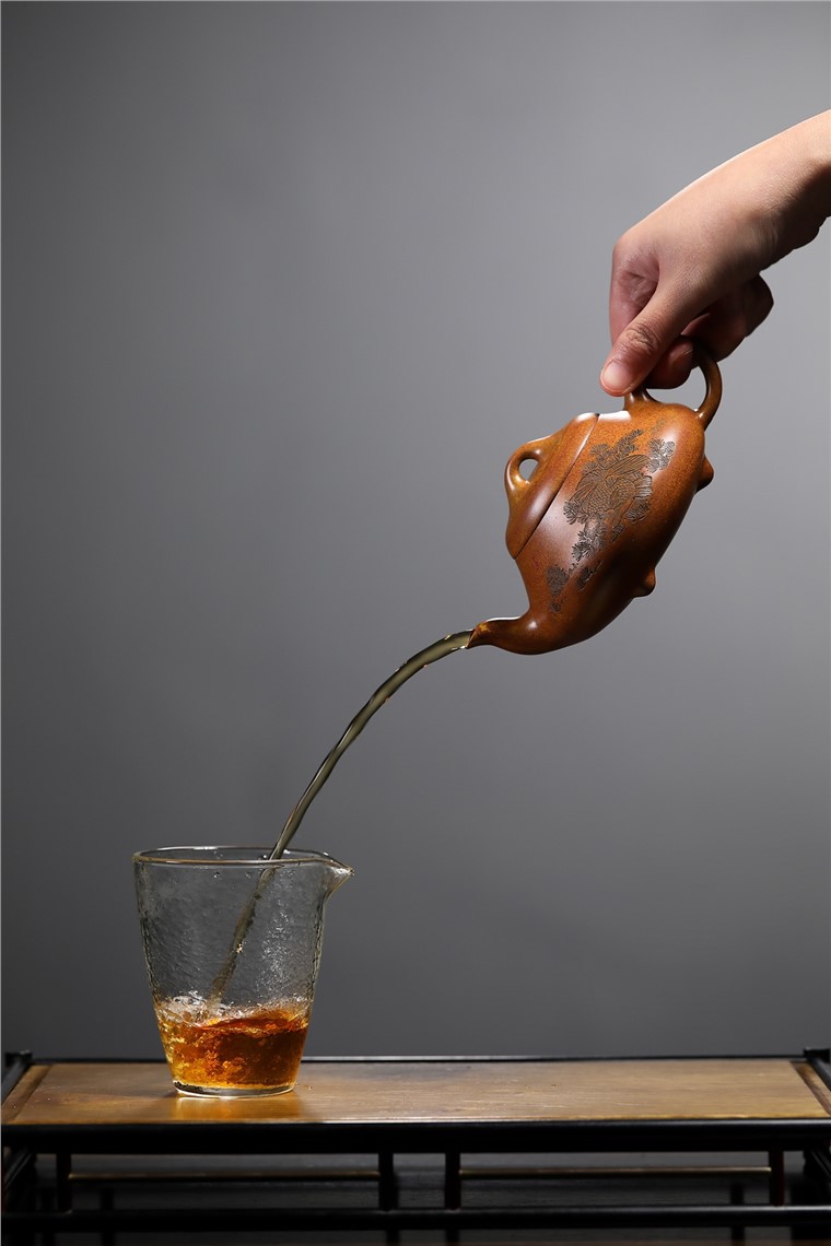尹听娣作品 汉棠石瓢