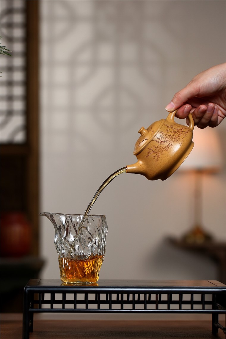 张菊仙作品 大口石瓢