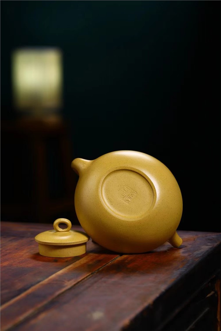 勇淑英作品 鱼乐