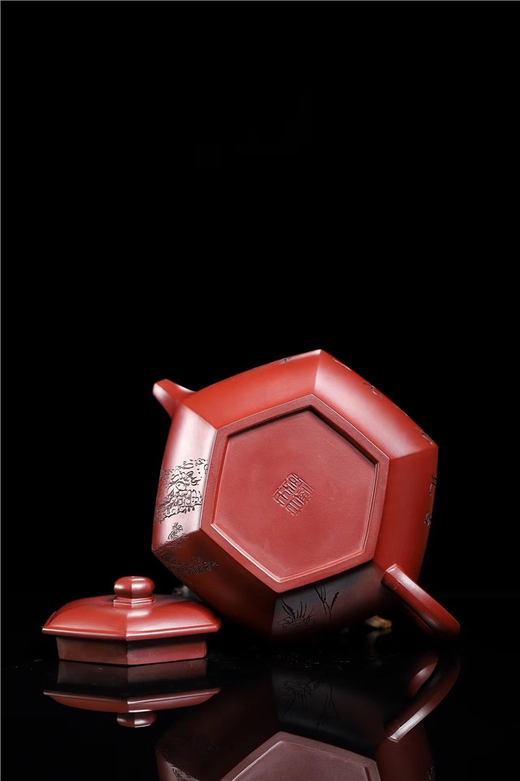 储立之作品 六方虚扁