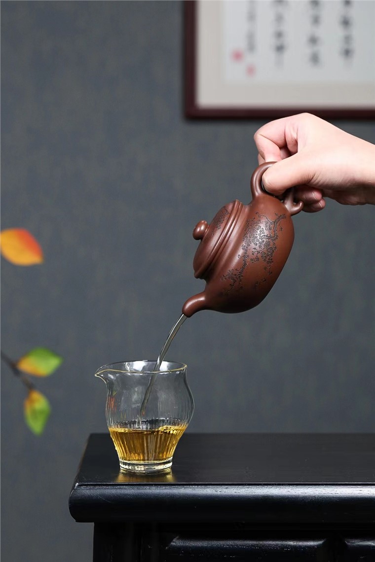 王岳龄作品 梅香仿古