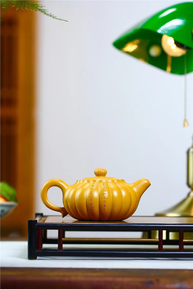 许爱萍作品 菊蕊壶图片