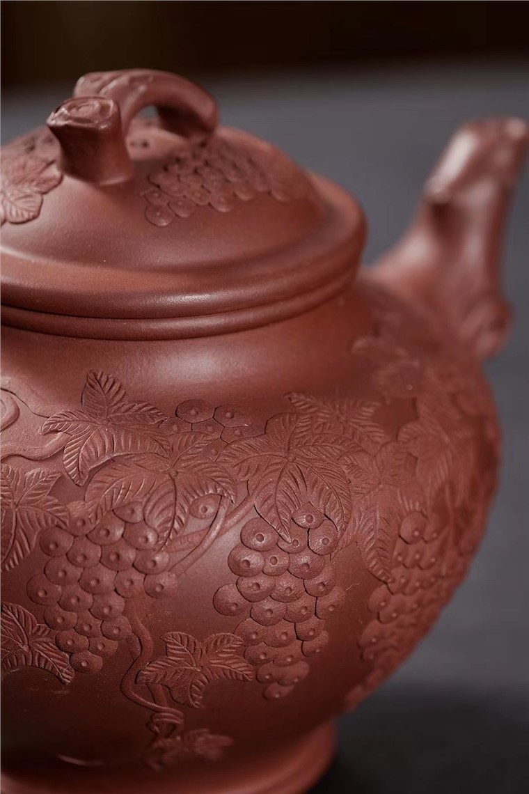 王岳龄作品 葡萄悠悠图片