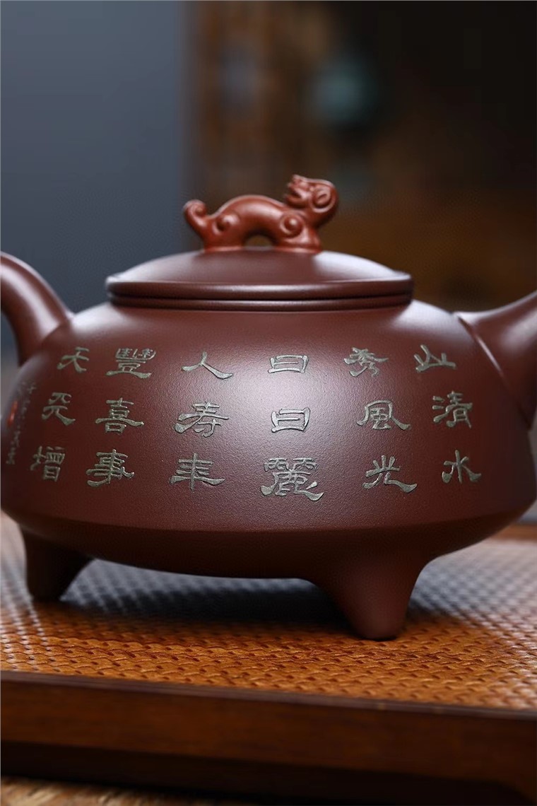 冯杏华作品 三足祥瑞图片