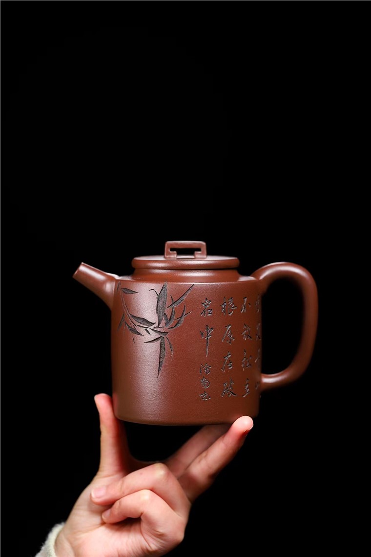 徐南作品 高立图片