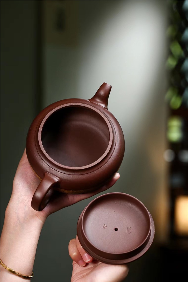 周新元作品 绞泥玉带图片