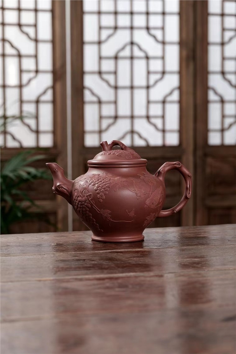 王岳龄作品 葡萄悠悠图片