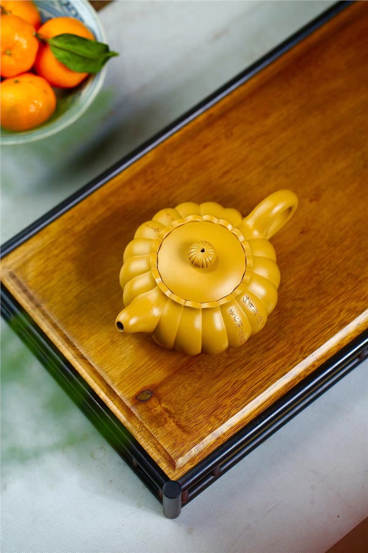 许爱萍作品 菊蕊壶图片