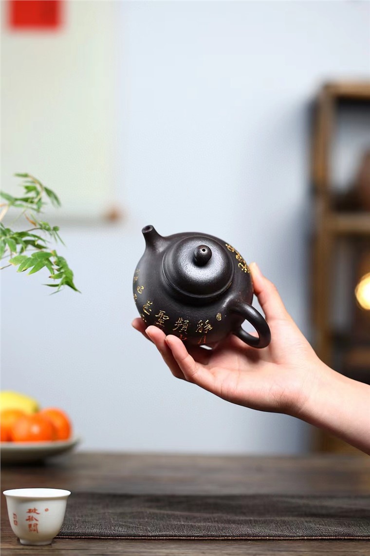 高爱华作品 容天图片