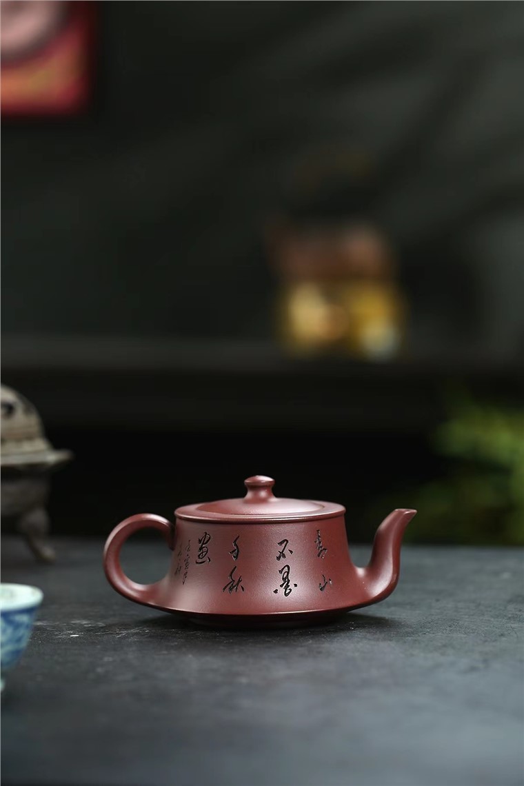 石国芳作品 曲壶图片