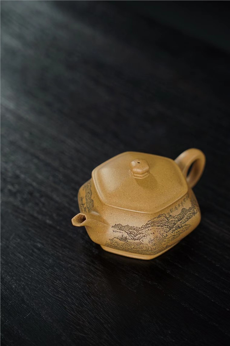张忠行作品 六方明炉图片