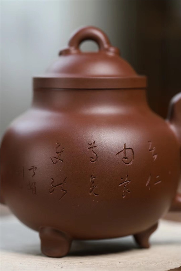 吕红军作品 三足鼎立图片