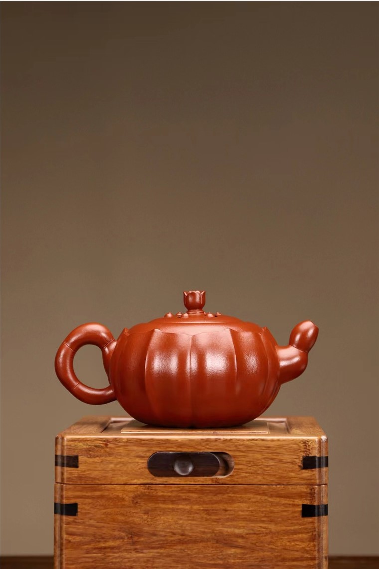 王玮作品 宝莲图片