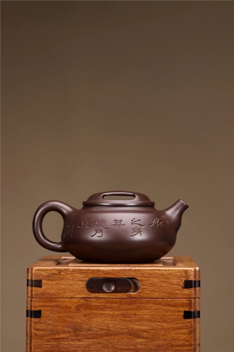 王玮作品 牛盖图片