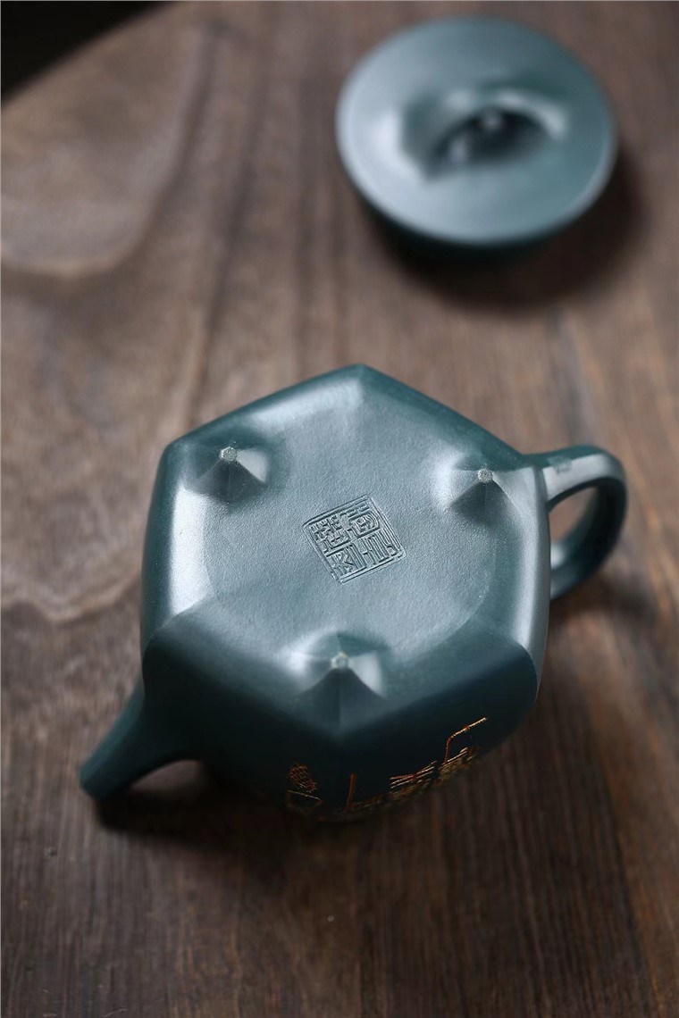 范卓群作品 六方石瓢
