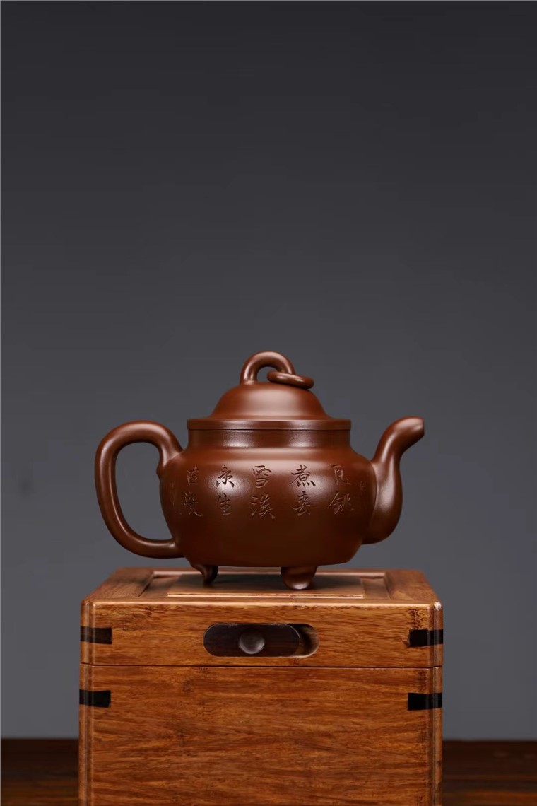 惠海勤作品 单圈图片
