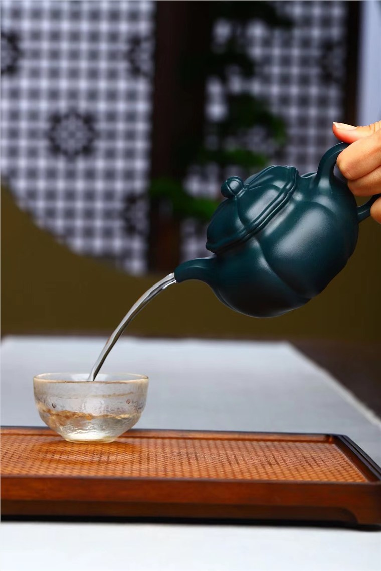 高爱华作品 葵仿古