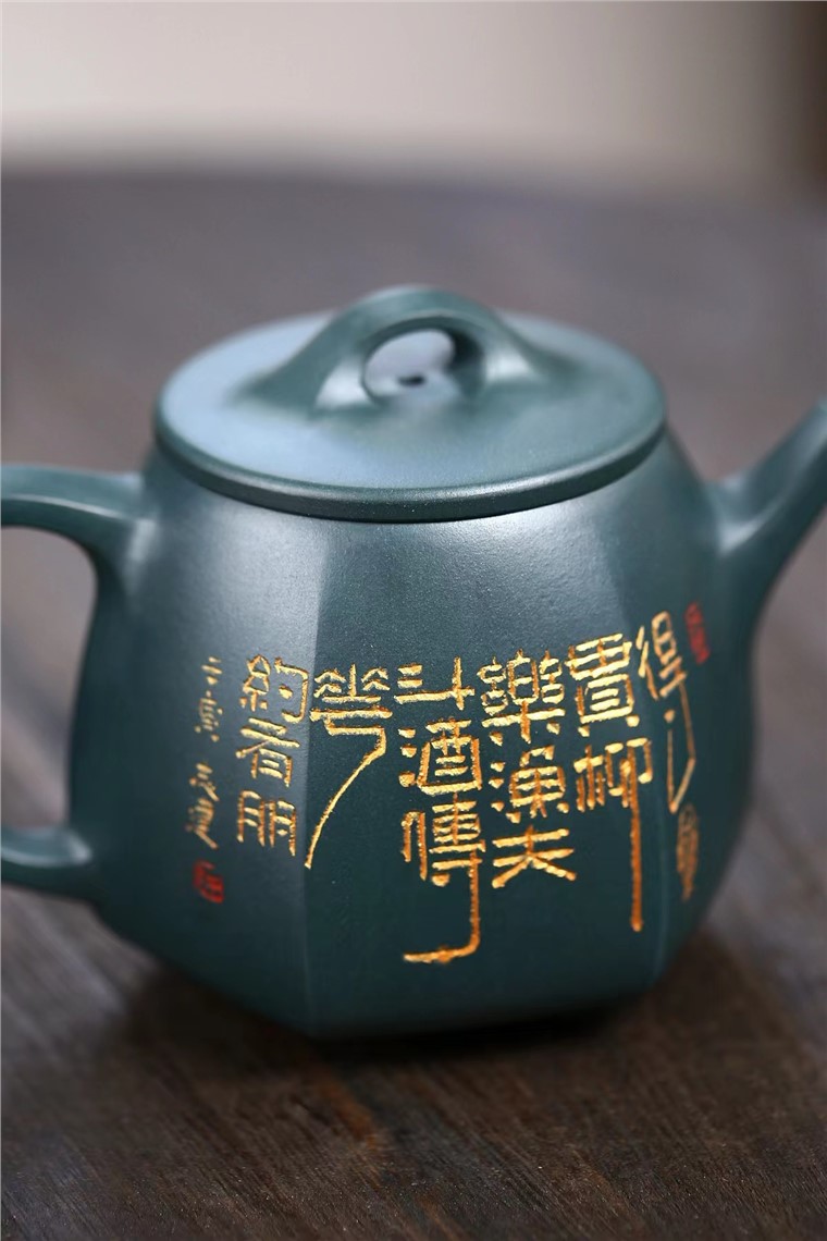 范卓群作品 六方石瓢图片