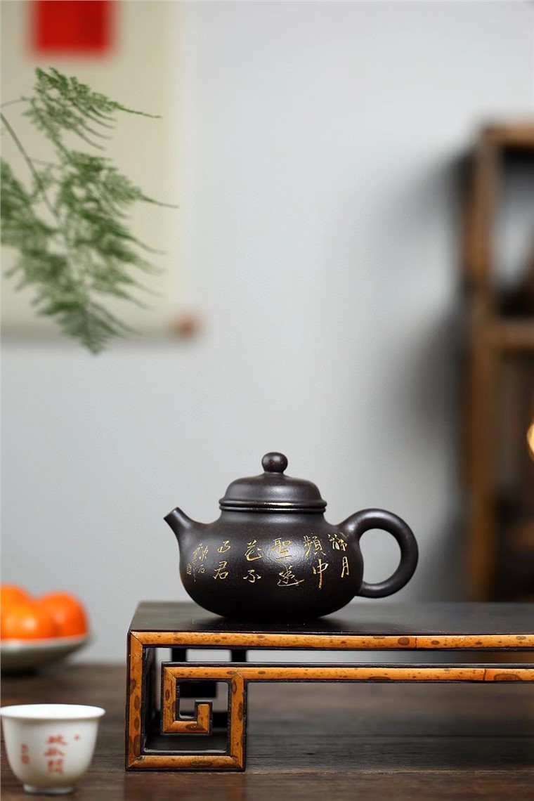 高爱华作品 容天图片