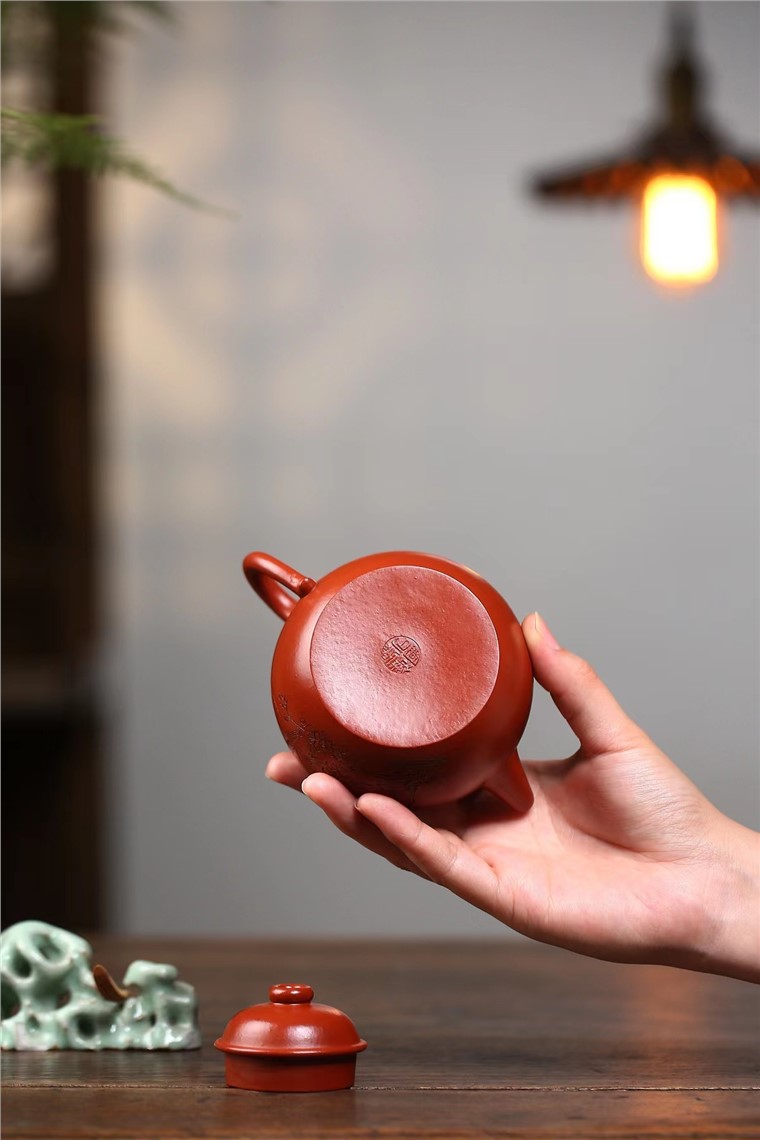 石国芳作品 圈钮
