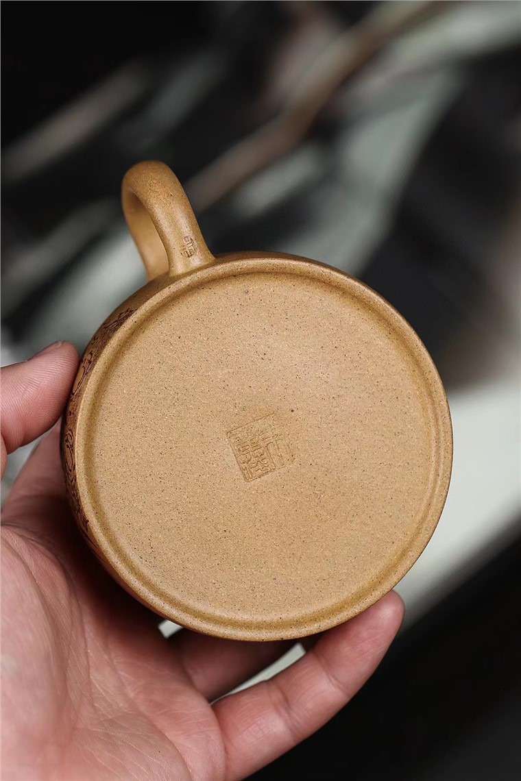 朱丽萍作品 秦权