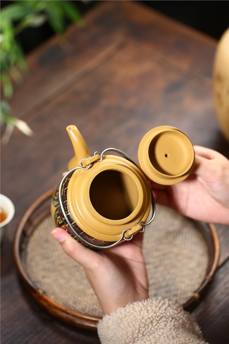王卫明作品 牛盖洋桶图片