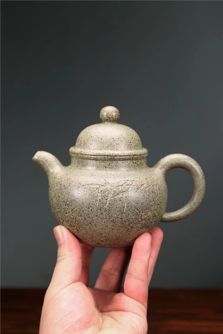 惠海勤作品 掇球图片