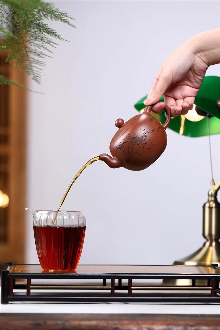 盛中杰作品 一粒珠