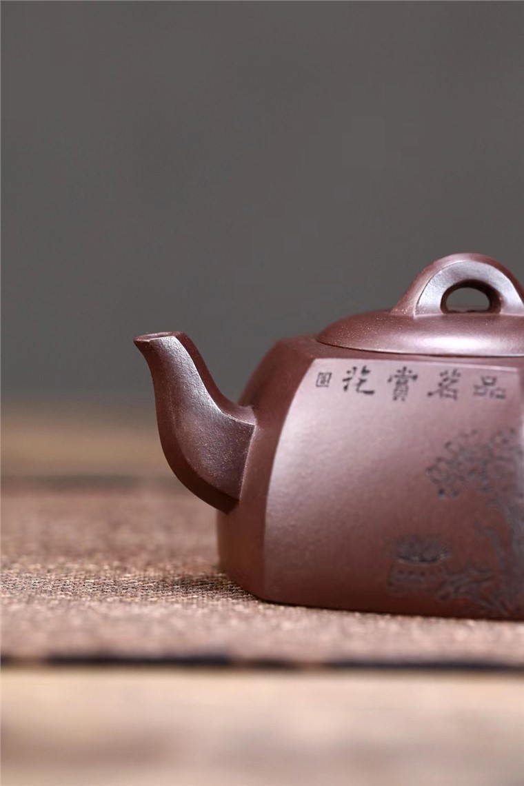 余立平作品 六方井栏图片
