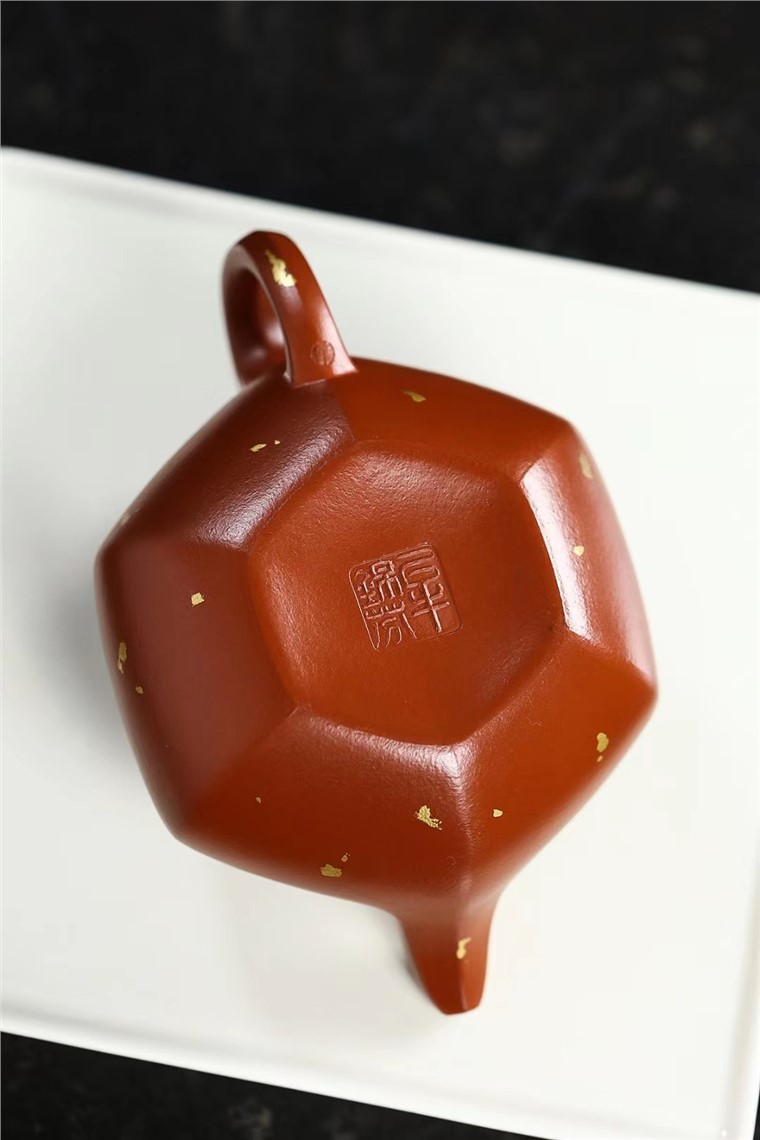 牟锦芬作品 六方仿古图片