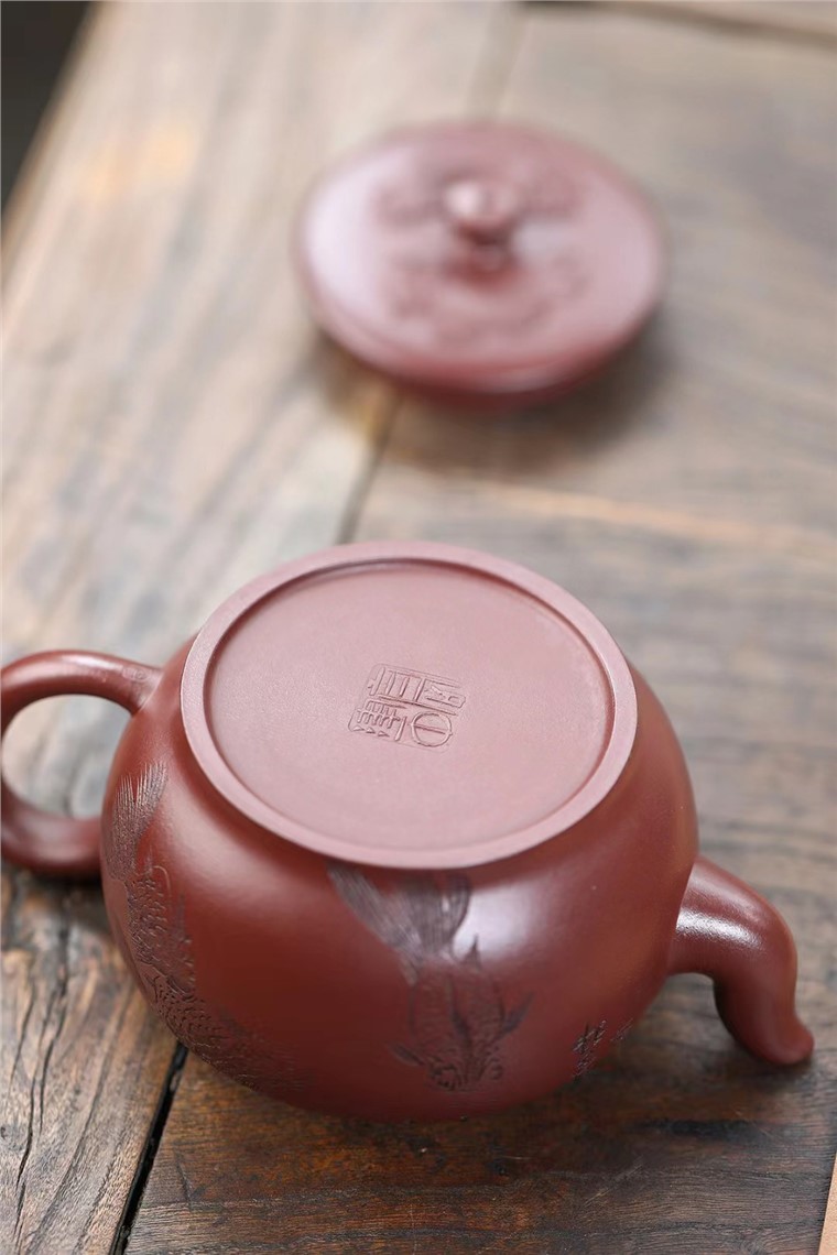 高建中作品 鱼乐