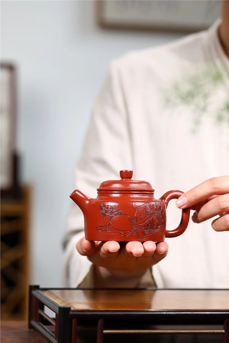 周敏作品 德钟图片