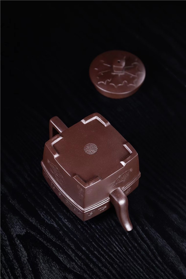 盛听凤作品 天圆地方