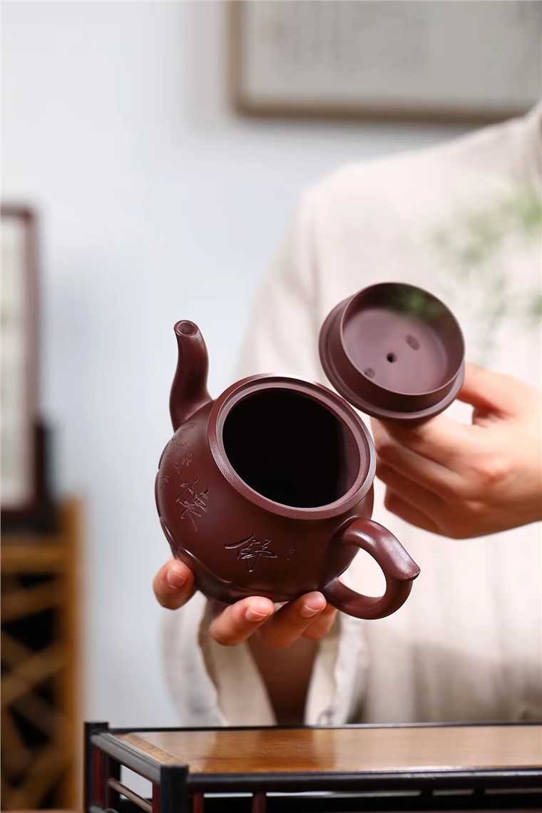 周敏作品 禅莲图片