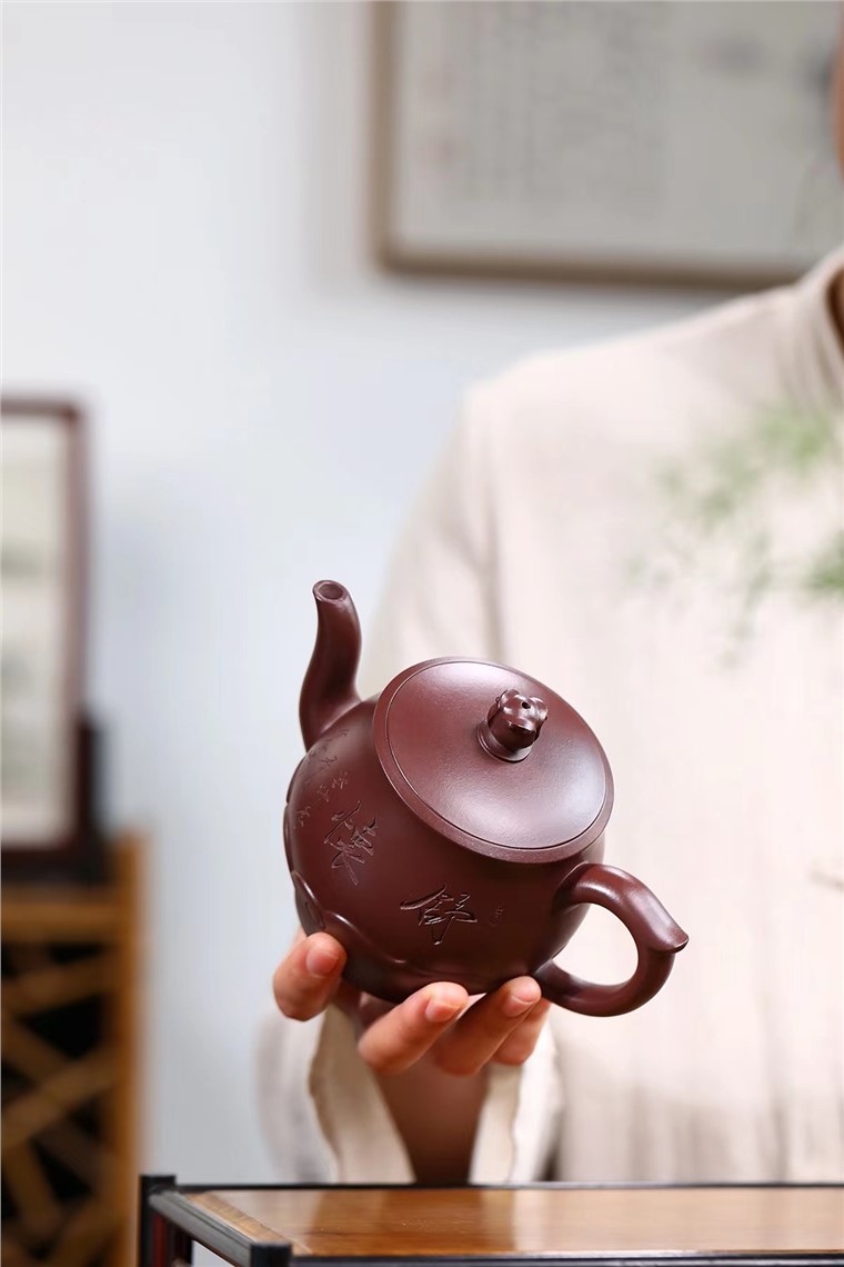 周敏作品 禅莲图片