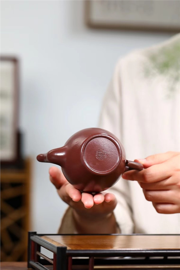周敏作品 美人肩图片